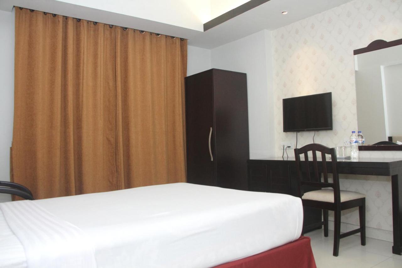 Orchid Business Hotel Чіттаґонґ Екстер'єр фото