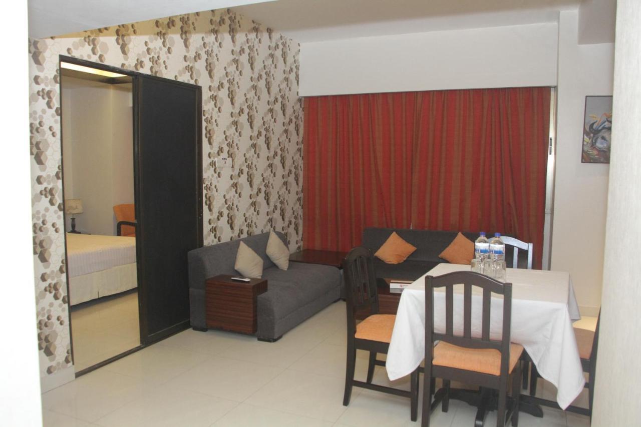 Orchid Business Hotel Чіттаґонґ Екстер'єр фото