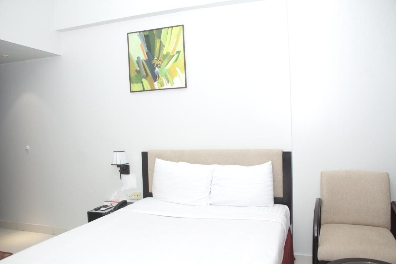 Orchid Business Hotel Чіттаґонґ Екстер'єр фото