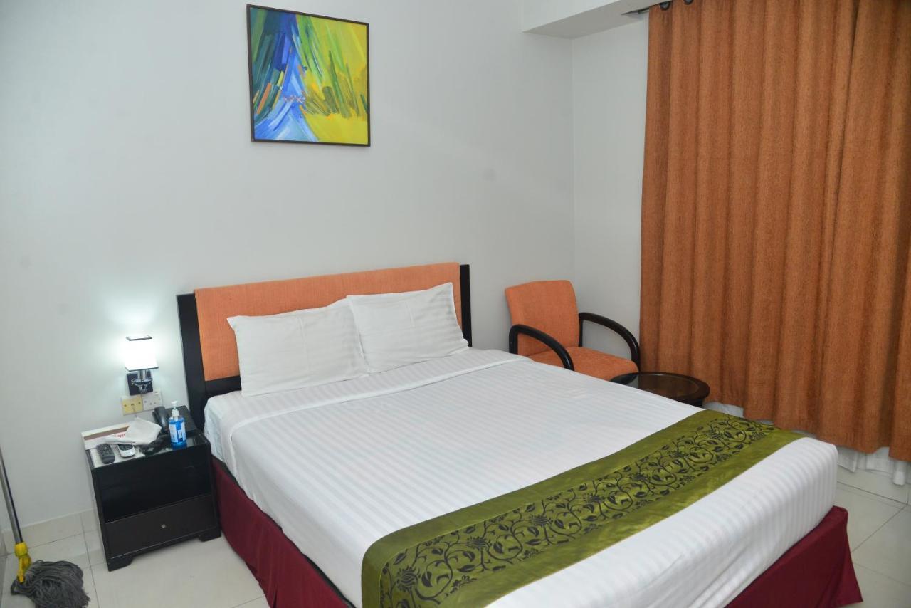 Orchid Business Hotel Чіттаґонґ Екстер'єр фото