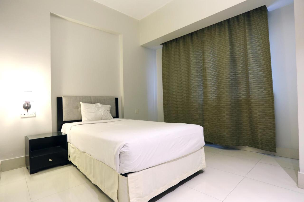 Orchid Business Hotel Чіттаґонґ Екстер'єр фото