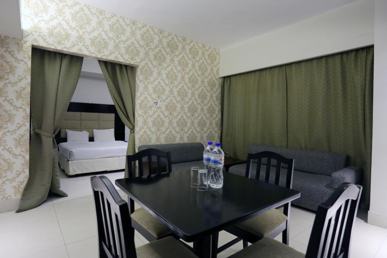 Orchid Business Hotel Чіттаґонґ Екстер'єр фото