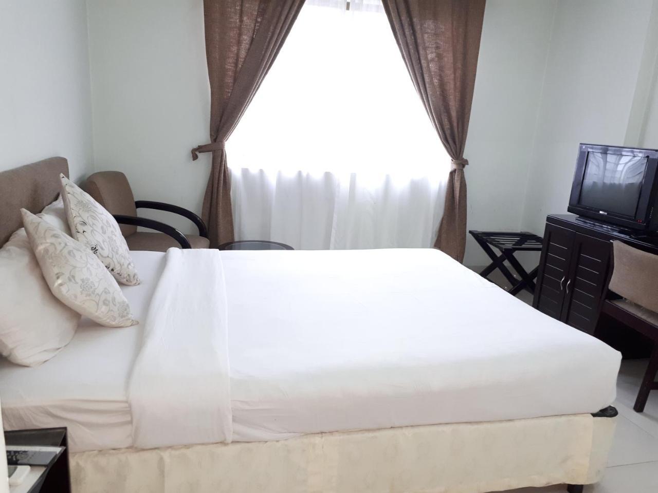 Orchid Business Hotel Чіттаґонґ Екстер'єр фото